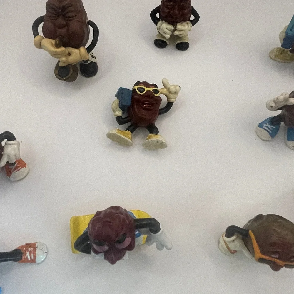 LOT OF 10 California Raisins PVC Figure Vintage 80s Retro Collectible Surf Prop
